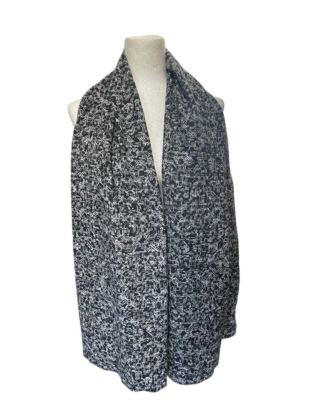 Lululemon Long Scarf Black White Abstract Print 25” X 70”